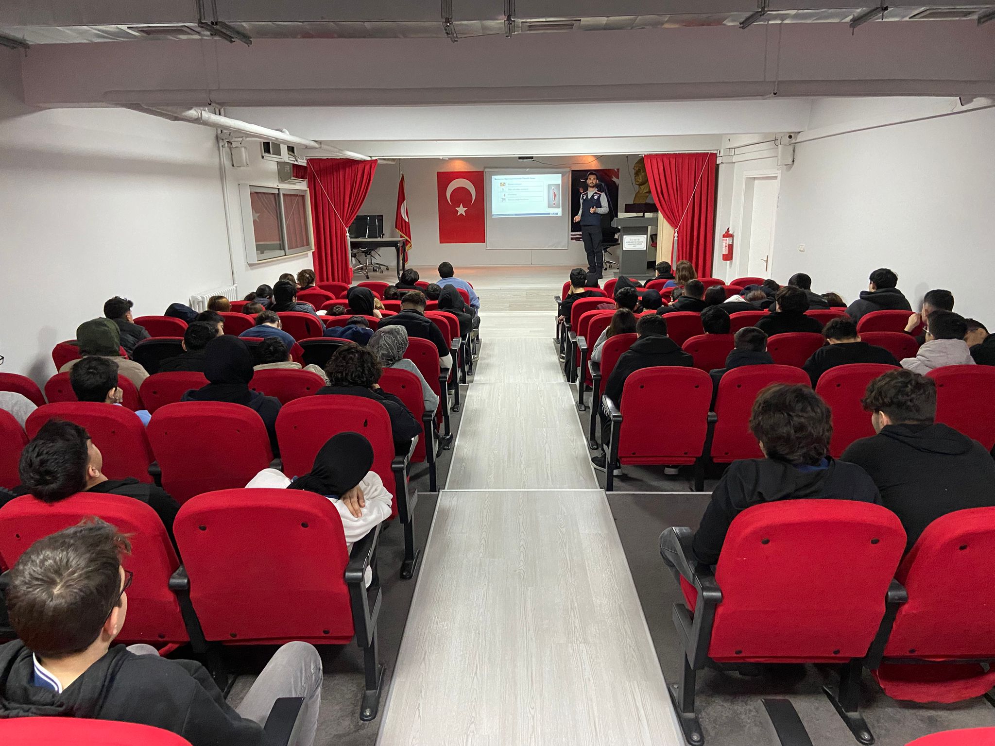 54c968bc-ed61-49d1-98e5-bd485d94e08b